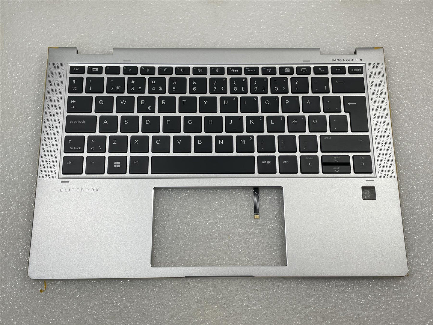 HP EliteBook x360 1030 G3 L31882-081 Danish Danca Palmrest Keyboard Top Cover