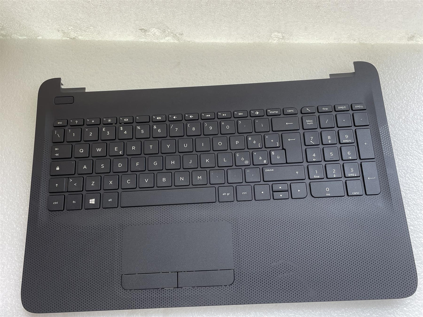 For HP 255 G4 250 G4 813974-061  Keyboard Palmrest Italian Genuine Original NEW