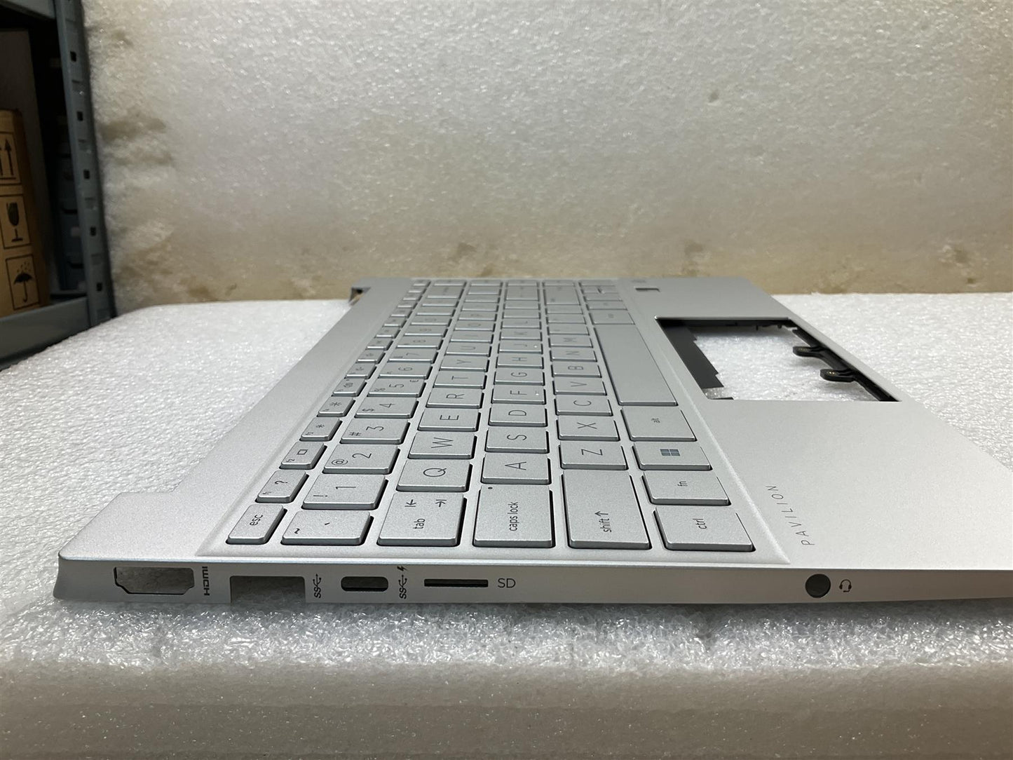 HP Pavilion 13-BB M29289-B31 M14301-B31 US International Keyboard Palmrest NEW