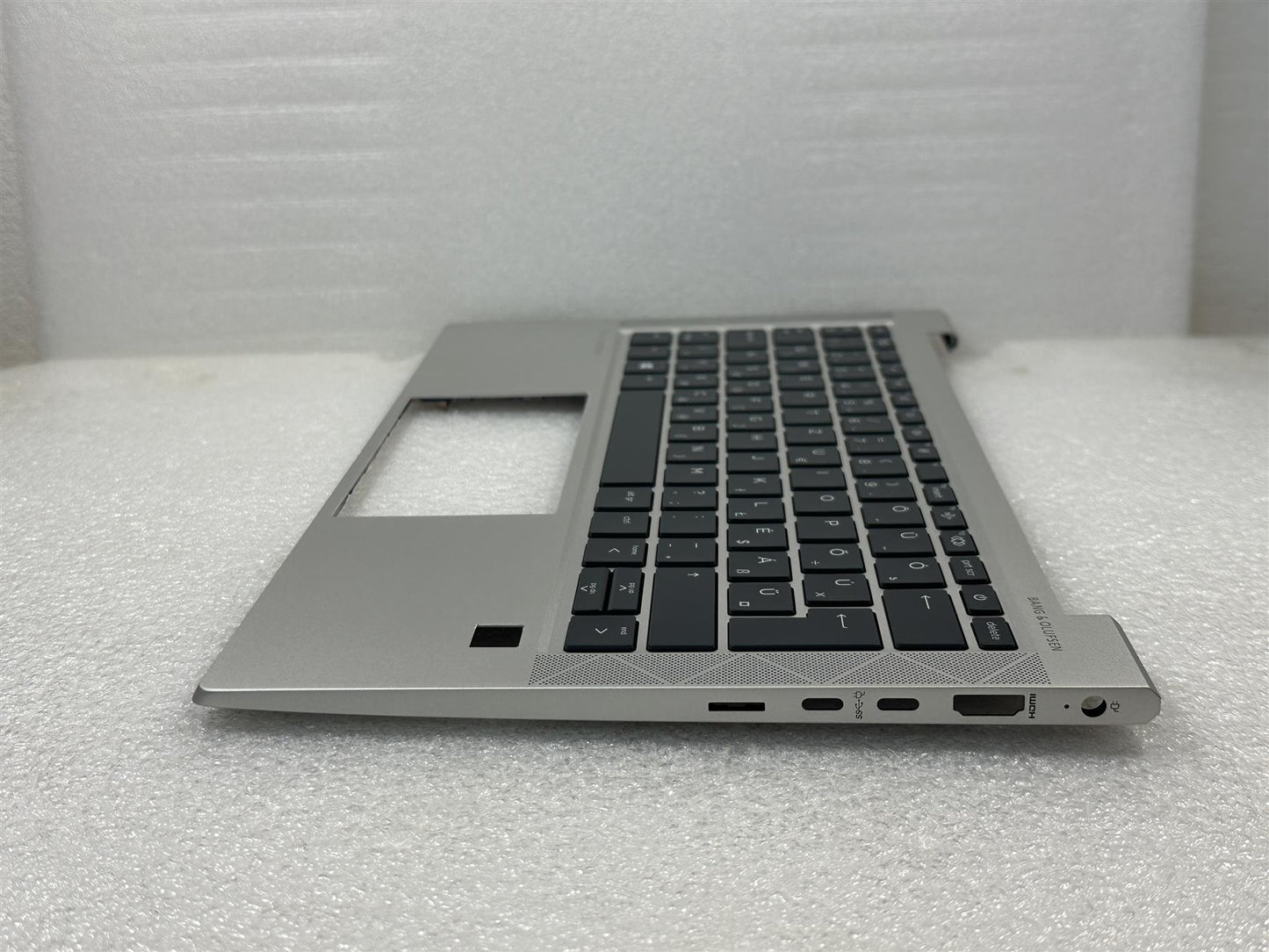 For HP EliteBook 835 G7 M21676-211 Hungarian Palmrest Keyboard Top Cover NEW