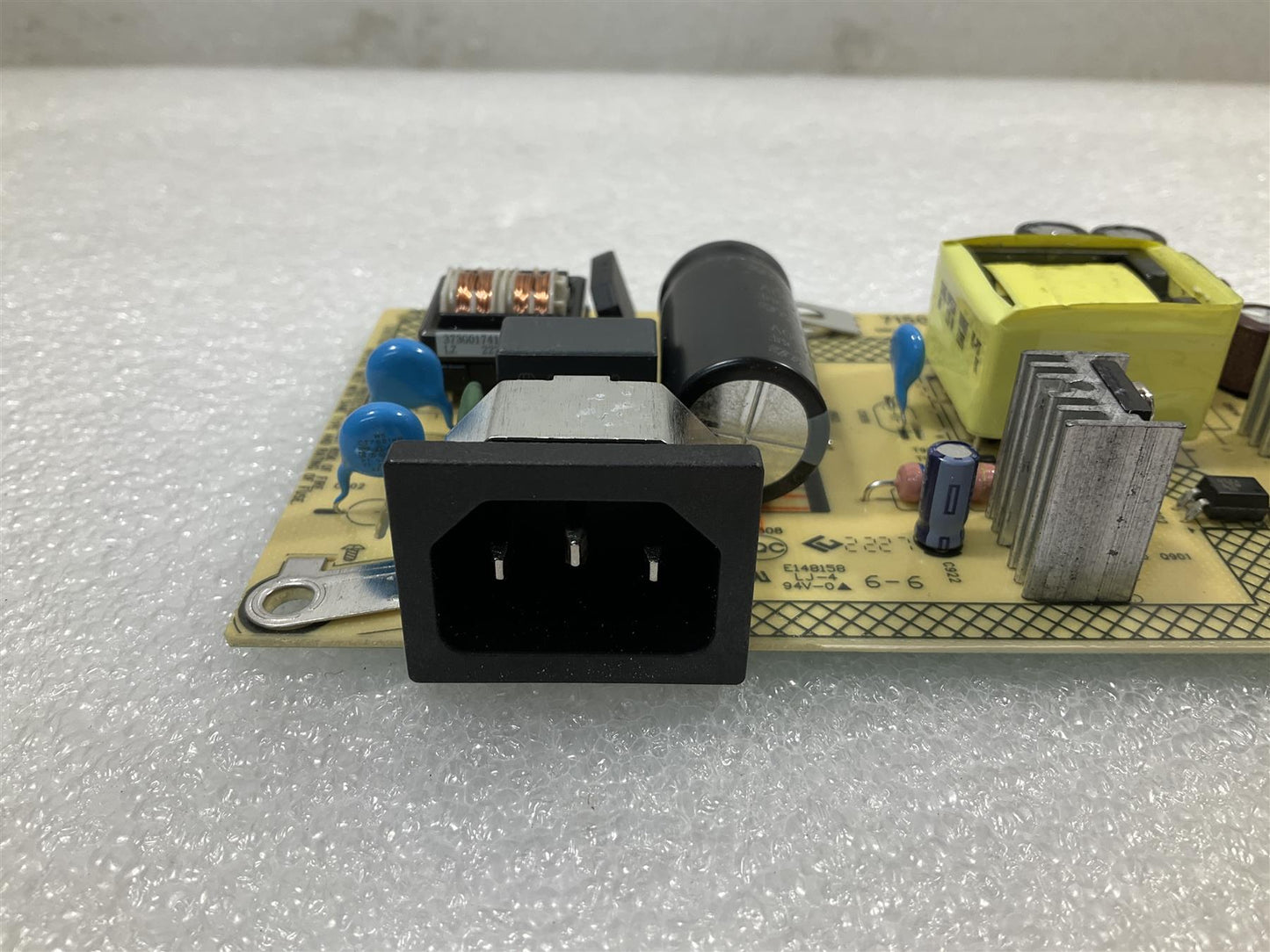 HP P27q G4 QHD N12337-001 Screen Display Monitor PSU Power Supply Unit J1903AA2