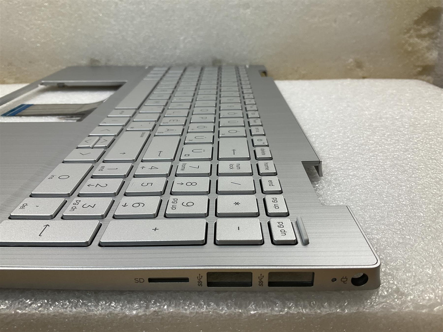 HP PAVILION X360 15-ER 15T-ER M48857-211 M45132-211 Hungary Keyboard Palmrest