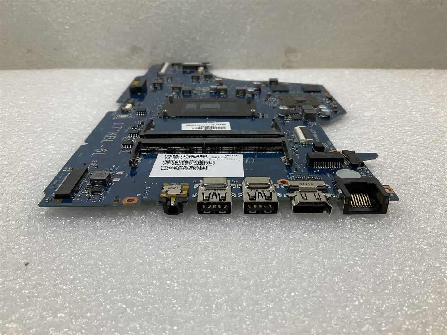 HP 17-BY L25438-001 L22743-001 Intel i7-7500U AMD Radeon 520 2GB DSC Motherboard