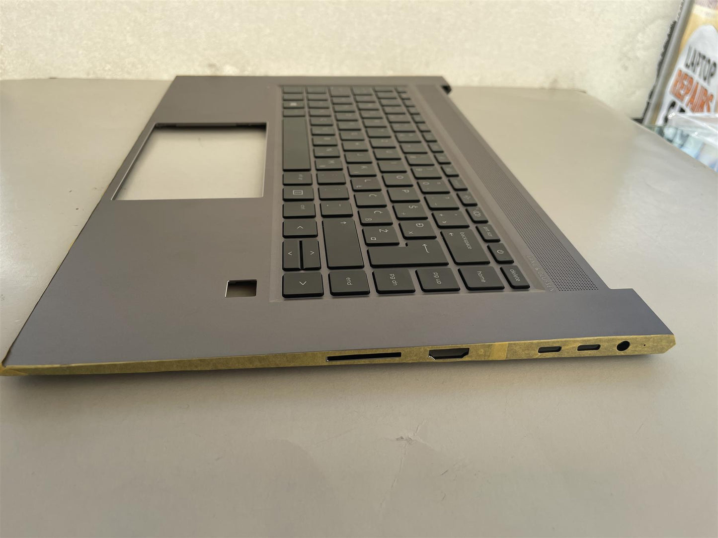 For HP HP ZBook Studio G8 M14605-BA1 Palmrest Top Cover Keyboard Slovenian NEW