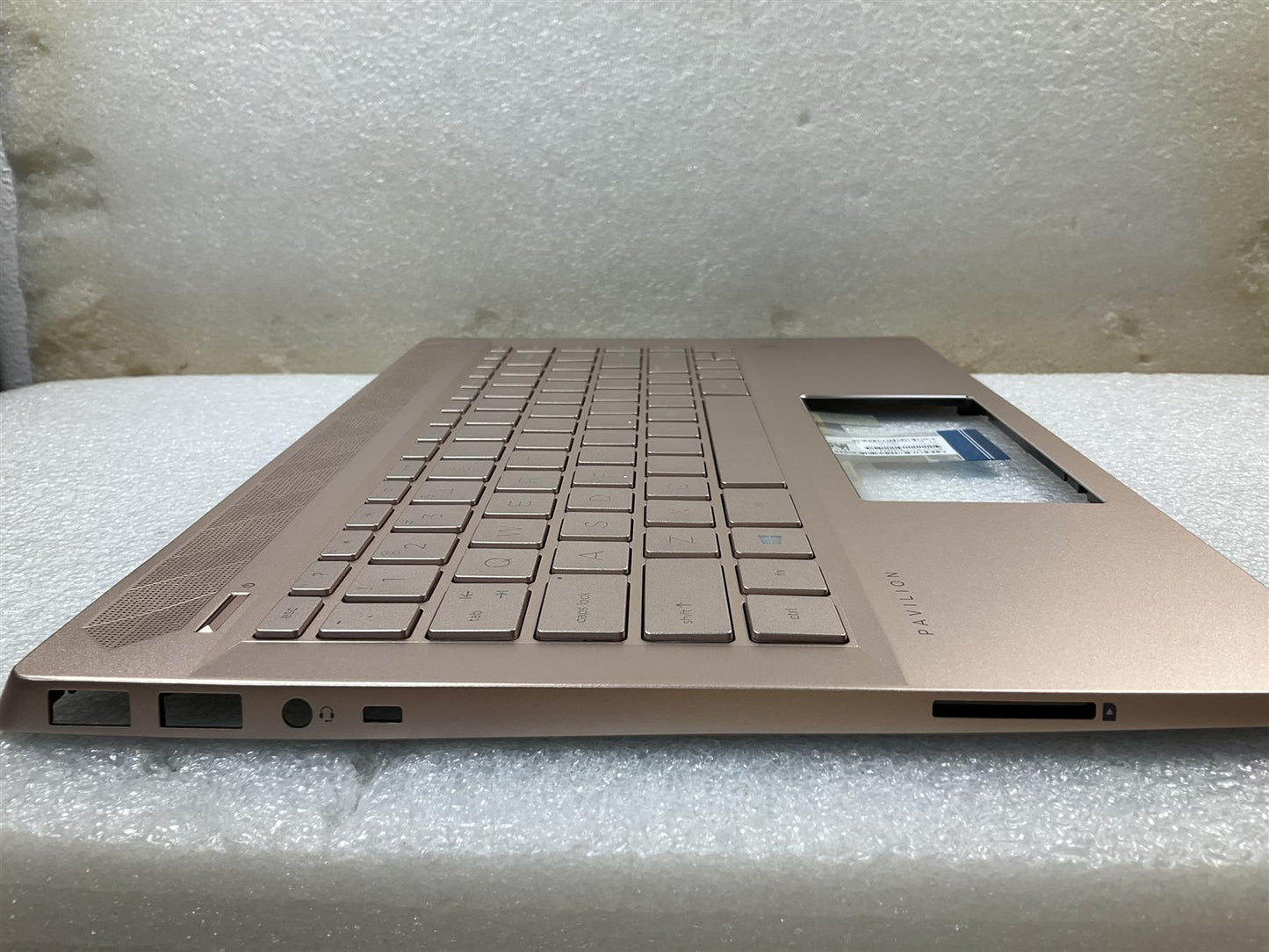HP Pavilion 14-CE L26426-B31 L19193-B31 US int. English International also named dutch Keyboard Palmrest NEW