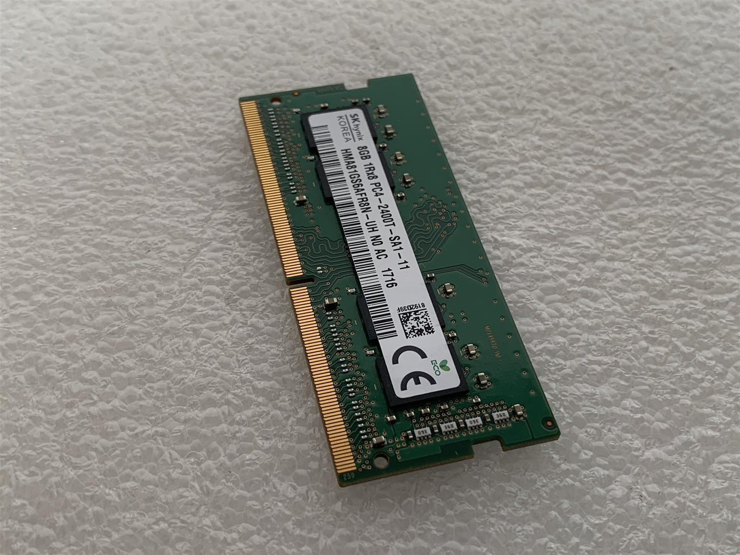 SK Hynix 8GB HMA81GS6AFR8N - UH NO AC 1Rx8 PC4 - 2400T Ram Memory Original NEW