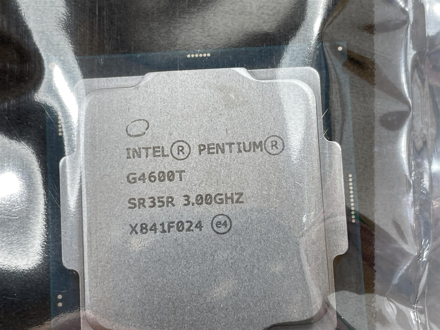 HP 920731-001 Intel Pentium Processor CPU G4600T SR35R 3.00GHz LGA1151 Socket