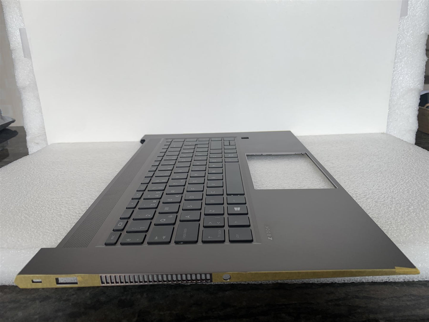 HP ZBook Studio G8 M14606-141 Turkey Turkish Keyboard Turkce Palmrest DSC NEW