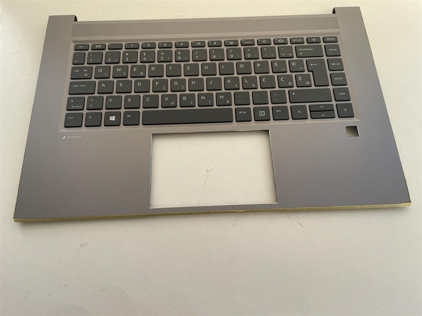 For HP HP ZBook Studio G8 M14605-BA1 Palmrest Top Cover Keyboard Slovenian NEW