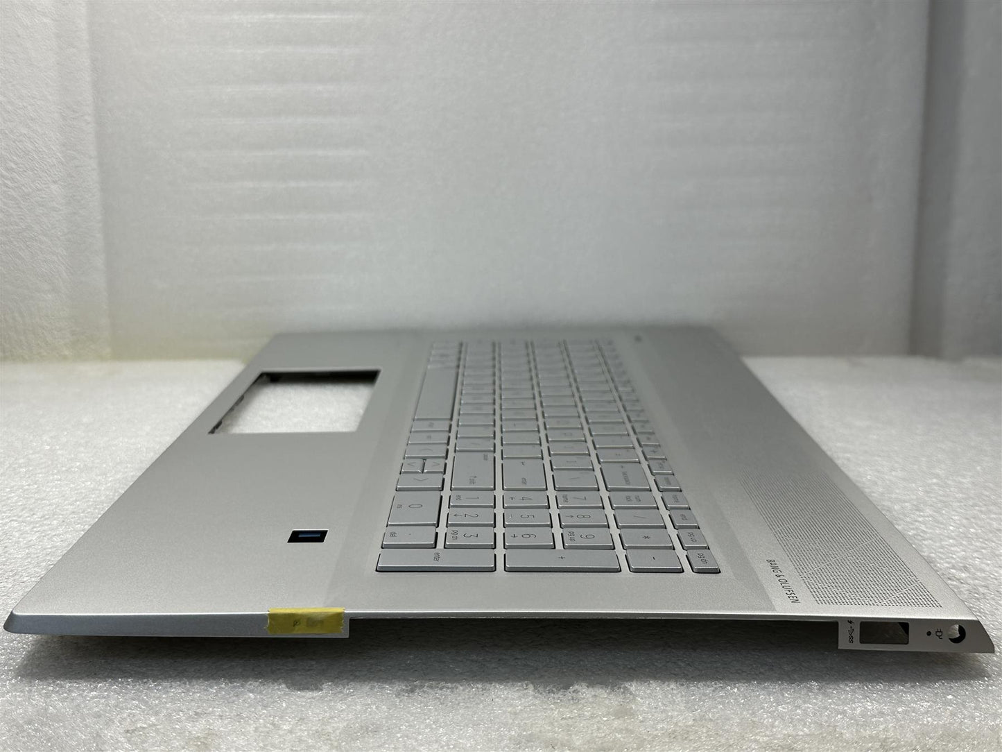 For HP Envy 17-CE L54513-B31 US int. English International also named dutch Palmrest Keyboard Top Cover NEW