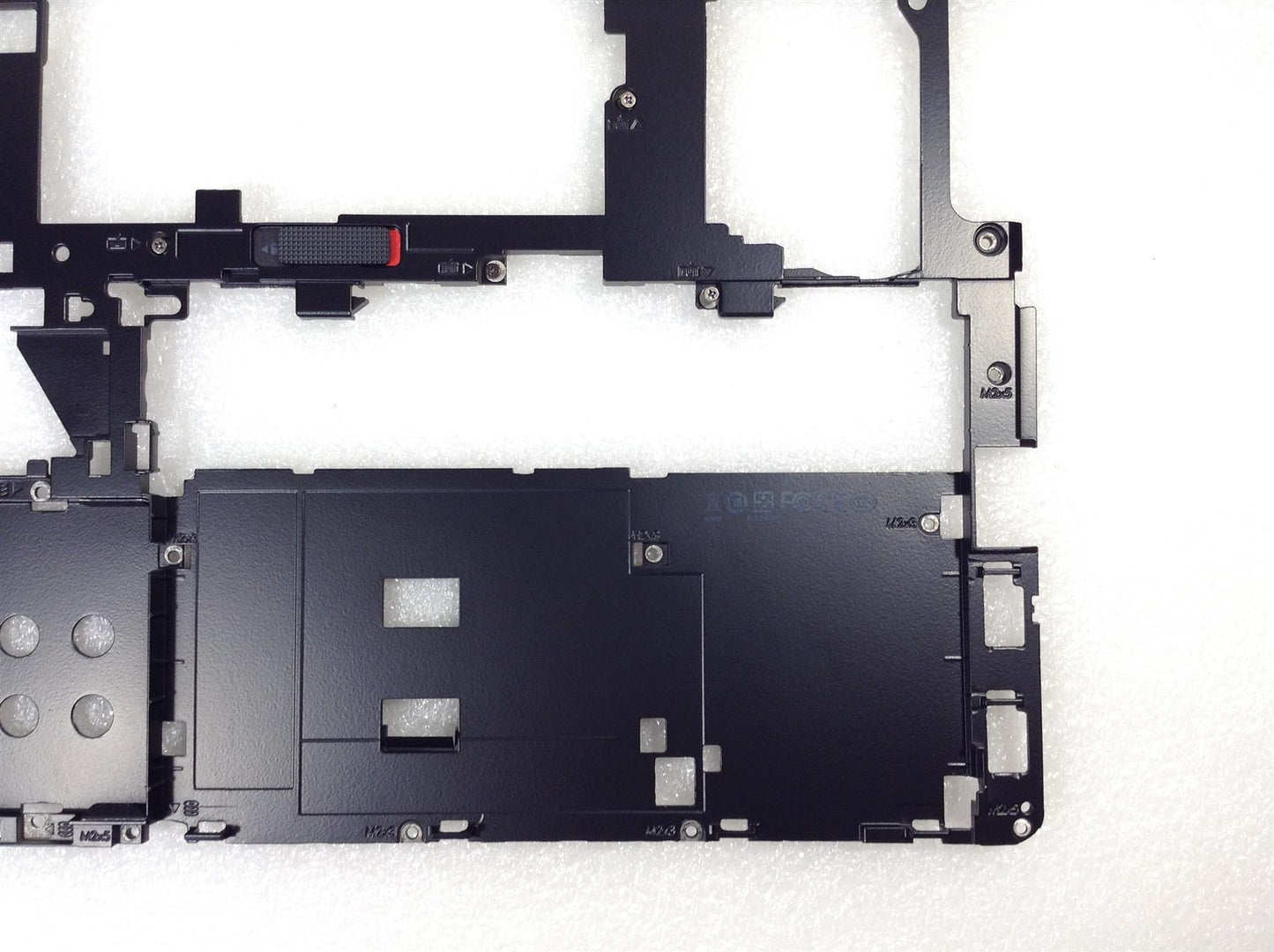 Hp 9470m 702863-001 Lower Base Enclosure Cover Bottom Case Chassis Original NEW