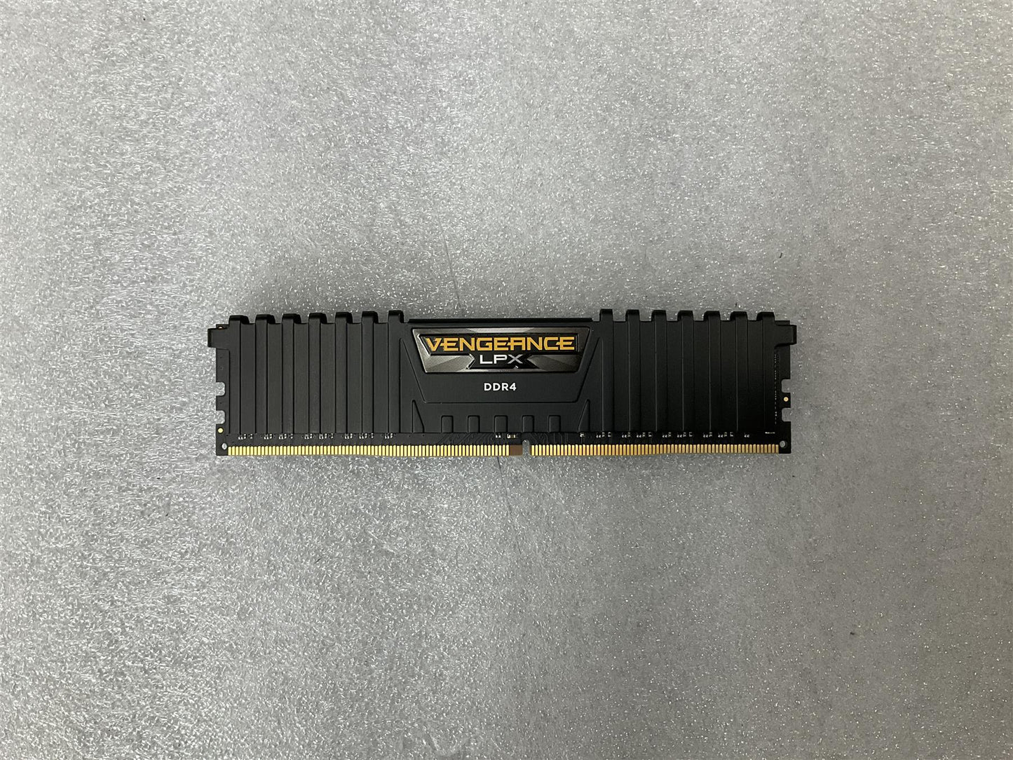 Corsair VENGEANCE DDR4 8GB 3200Mhz CM4X8GD3200C16K4 RAM Memory NEW