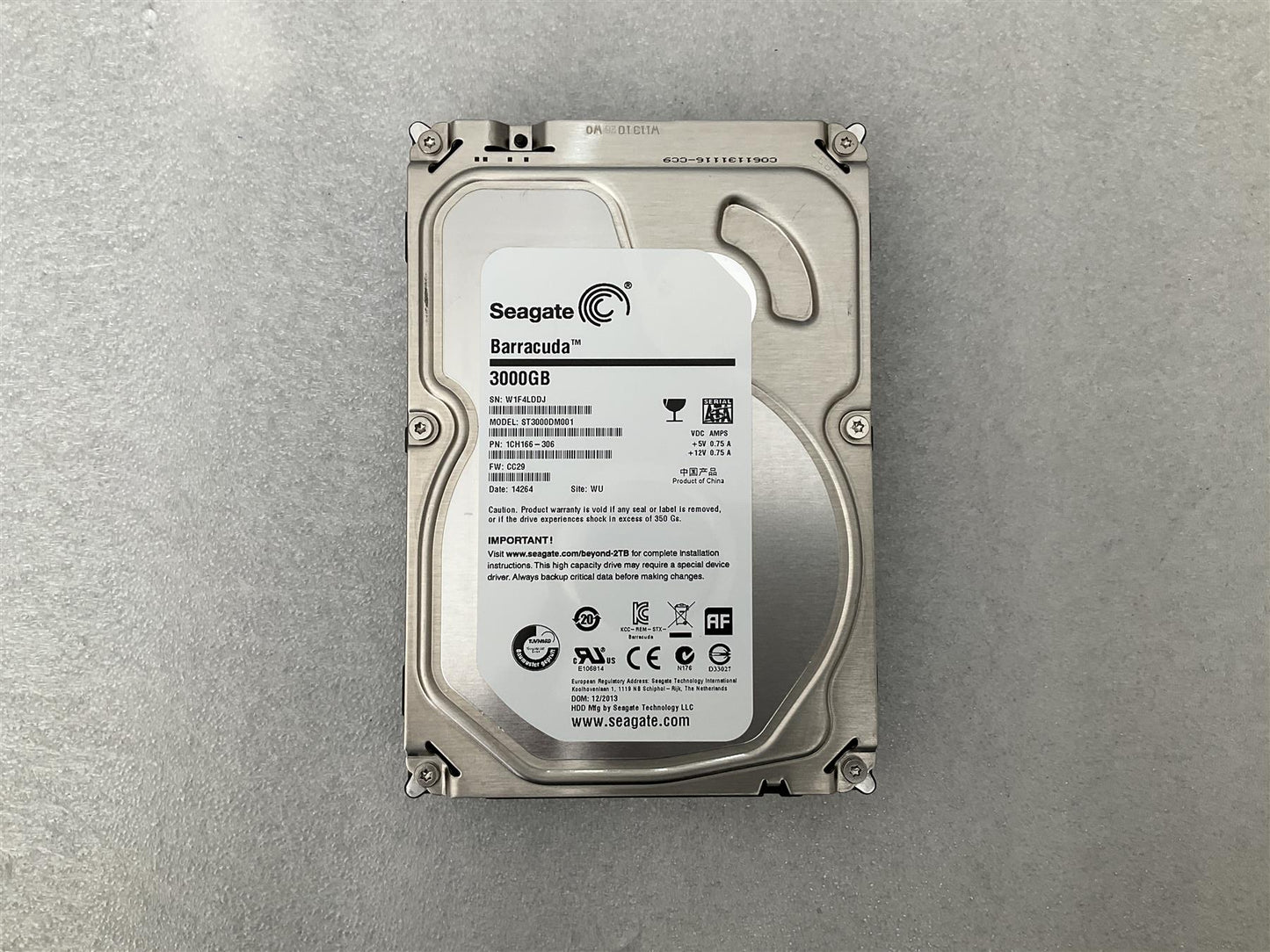 Seagate ST3000DM001 3000GB 3TB 7200RPM 64 MB Cache HDD Hard Disk Drive 3.5 inch