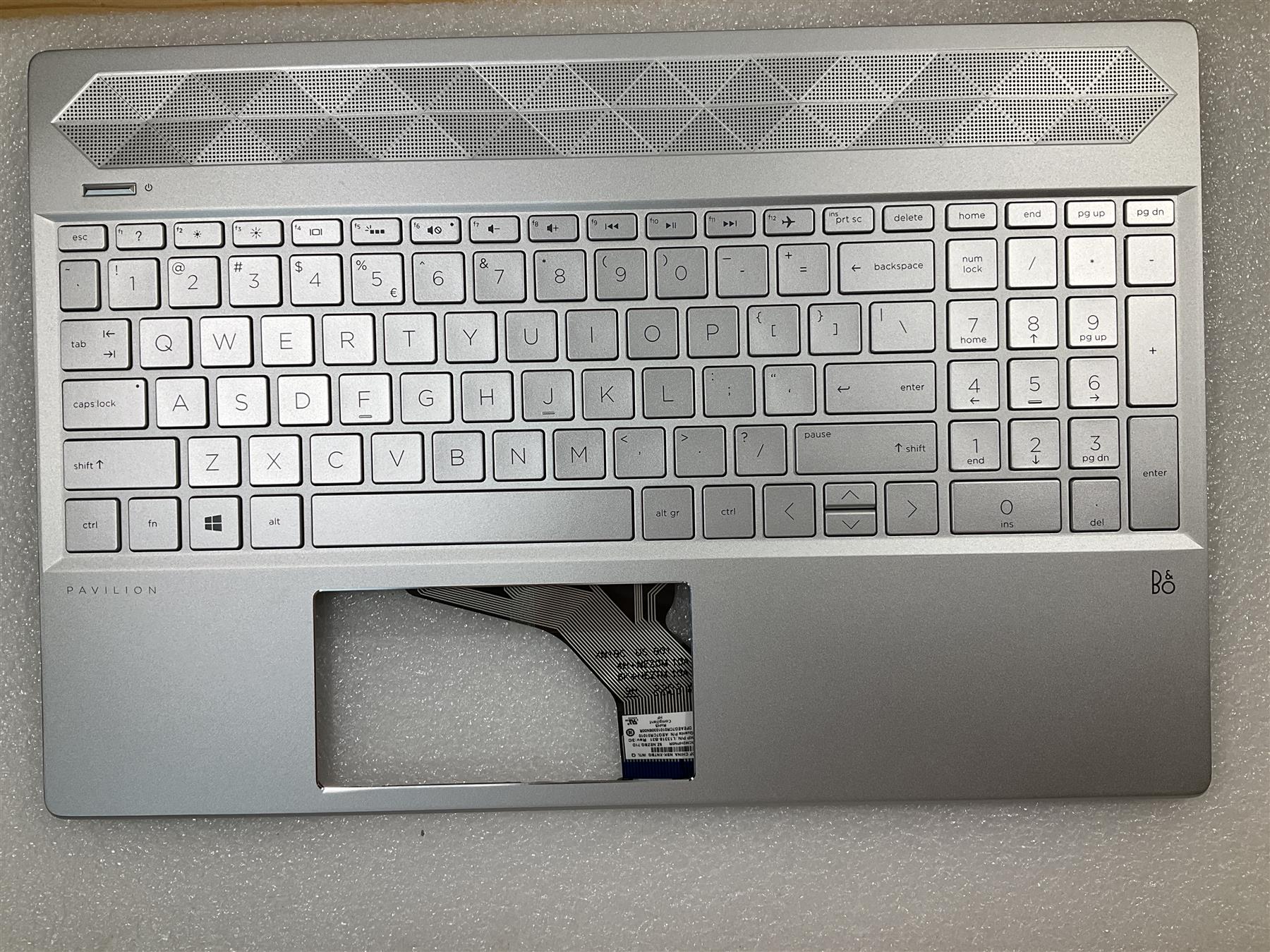 HP Pavilion 15-DQ Copertura Poggiapolso Tastiera Belgio Argento L51519-A41 HP Pavilion 15-DQ Copertura Poggiapolso Tastiera Belgio Argento L51519-A41