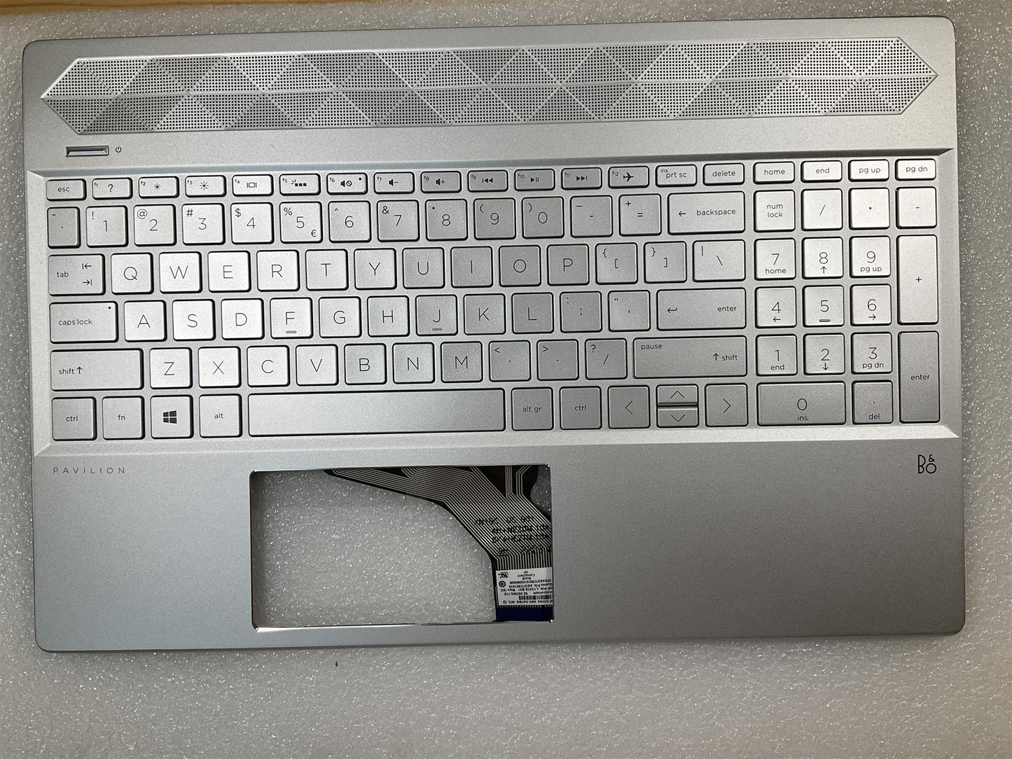 HP Pavilion 15-CS L40621-B31 L35339-B31 US International Keyboard Palmrest NEW