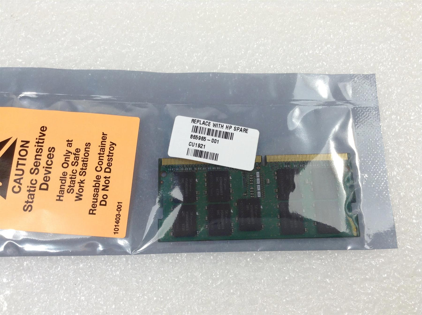 Hp Z1 G3 AN 865965-001 16GB, PC4-2133P-T, CL15 SDRAM Genuine Original NEW