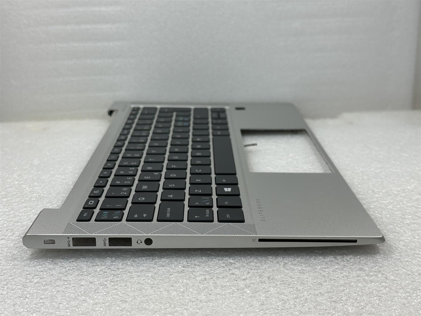 For HP EliteBook 835 G8 Nordic M53847-DH1 Palmrest Keyboard Top Cover NEW