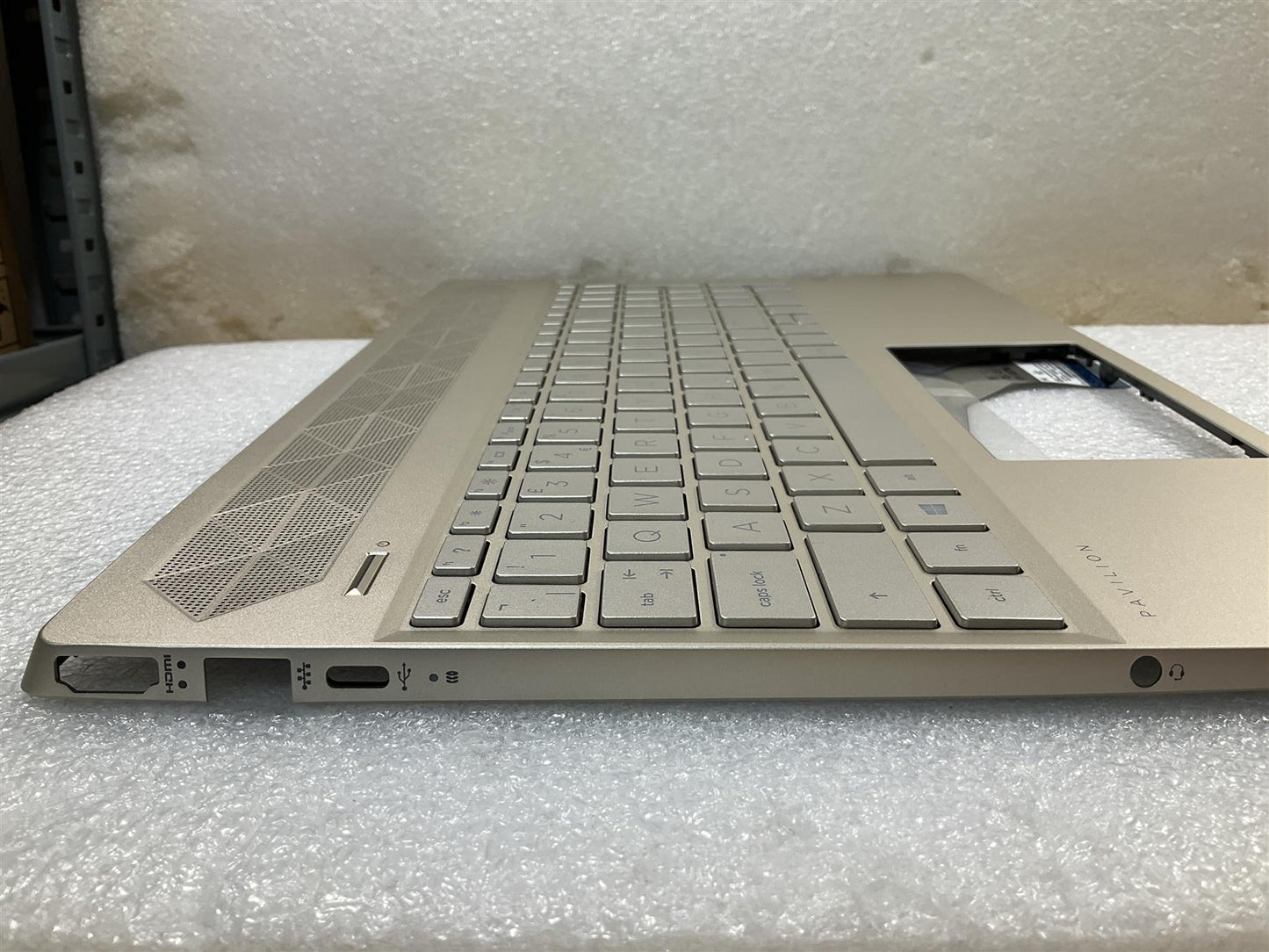 HP Pavilion 15-CS 15-CW L26323-031 L24754-031 UK English Keyboard Palmrest NEW