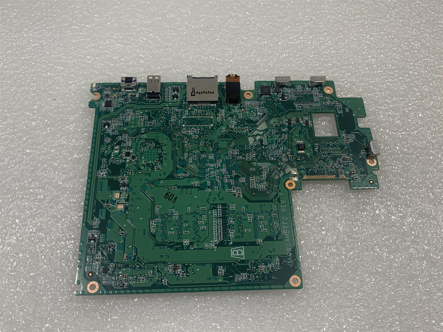 HP Pro Tablet 10 EE G1 802841-001 Intel Z3735F Motherboard 2GB Ram 16GB eMMC NEW