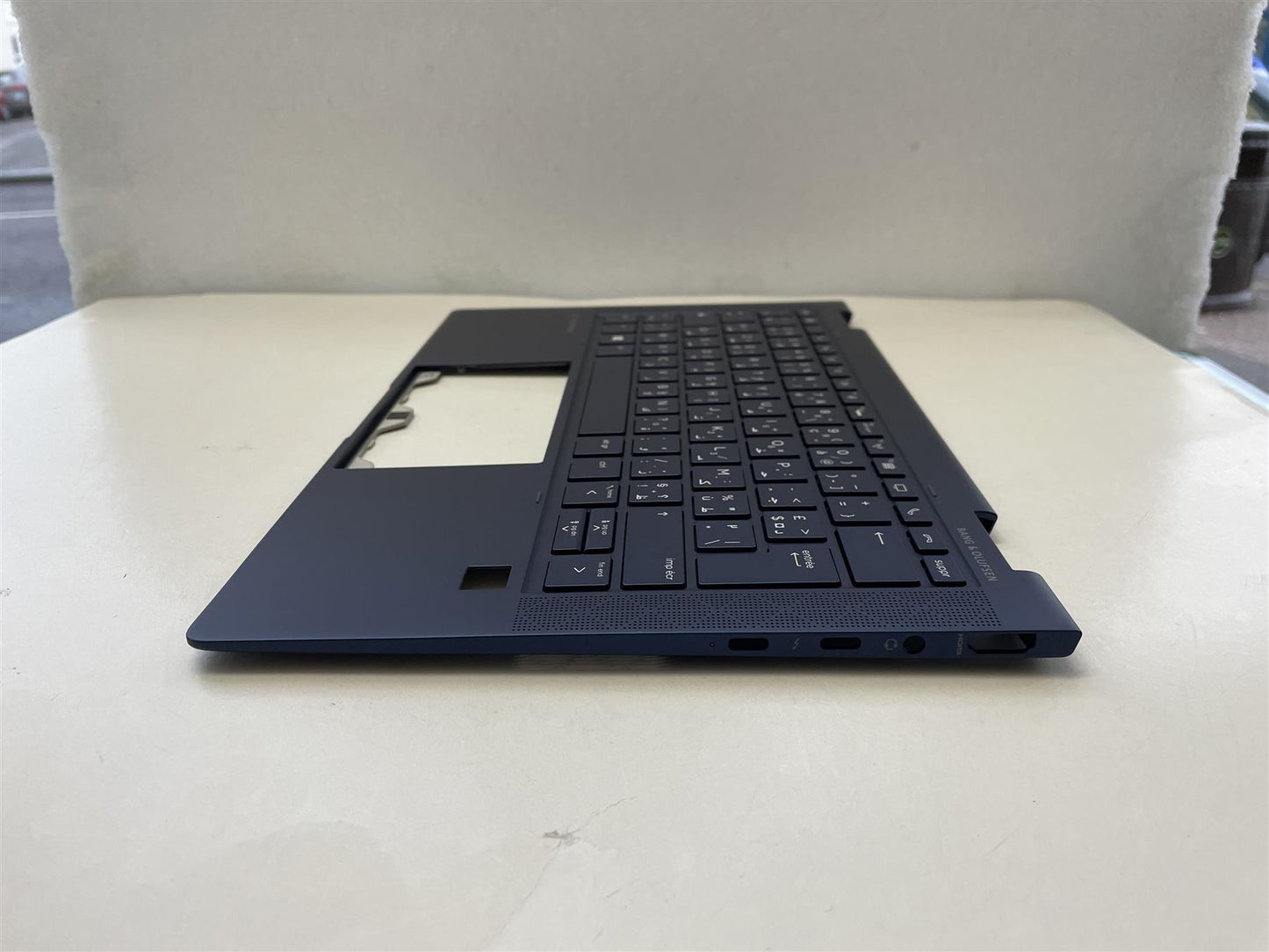 For HP Elite Dragonfly L74116-FP1 Palmrest Top Cover Keyboard N West Africa NEW