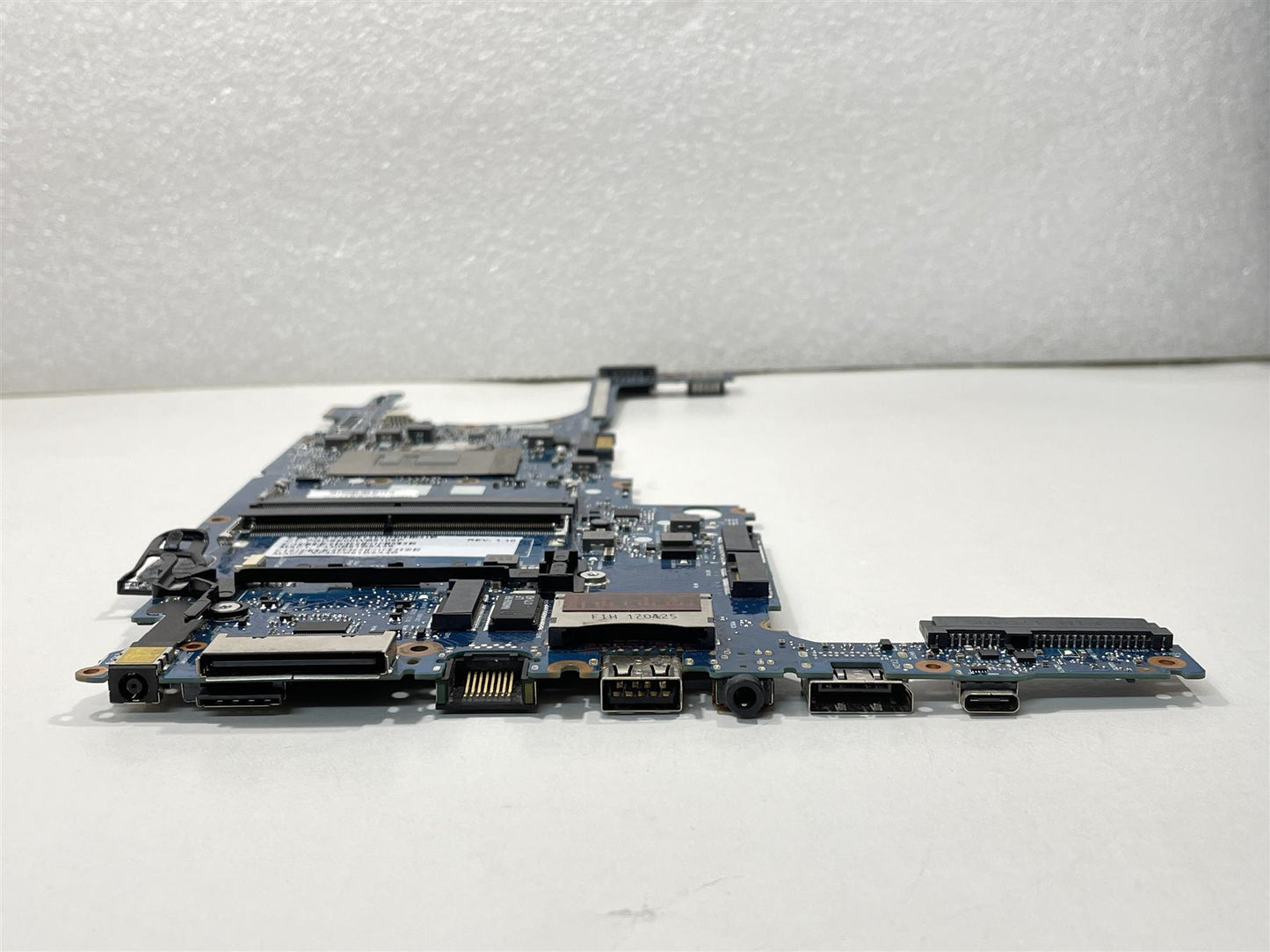 HP EliteBook 820 G4 914274-001 601 Intel Core i7-7600U Motherboard Genuine NEW