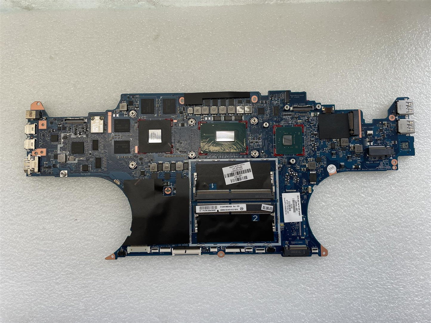 HP ZBook Studio G5 Mobile Workstation L49203-001 Motherboard DSC P2000 E-2186M