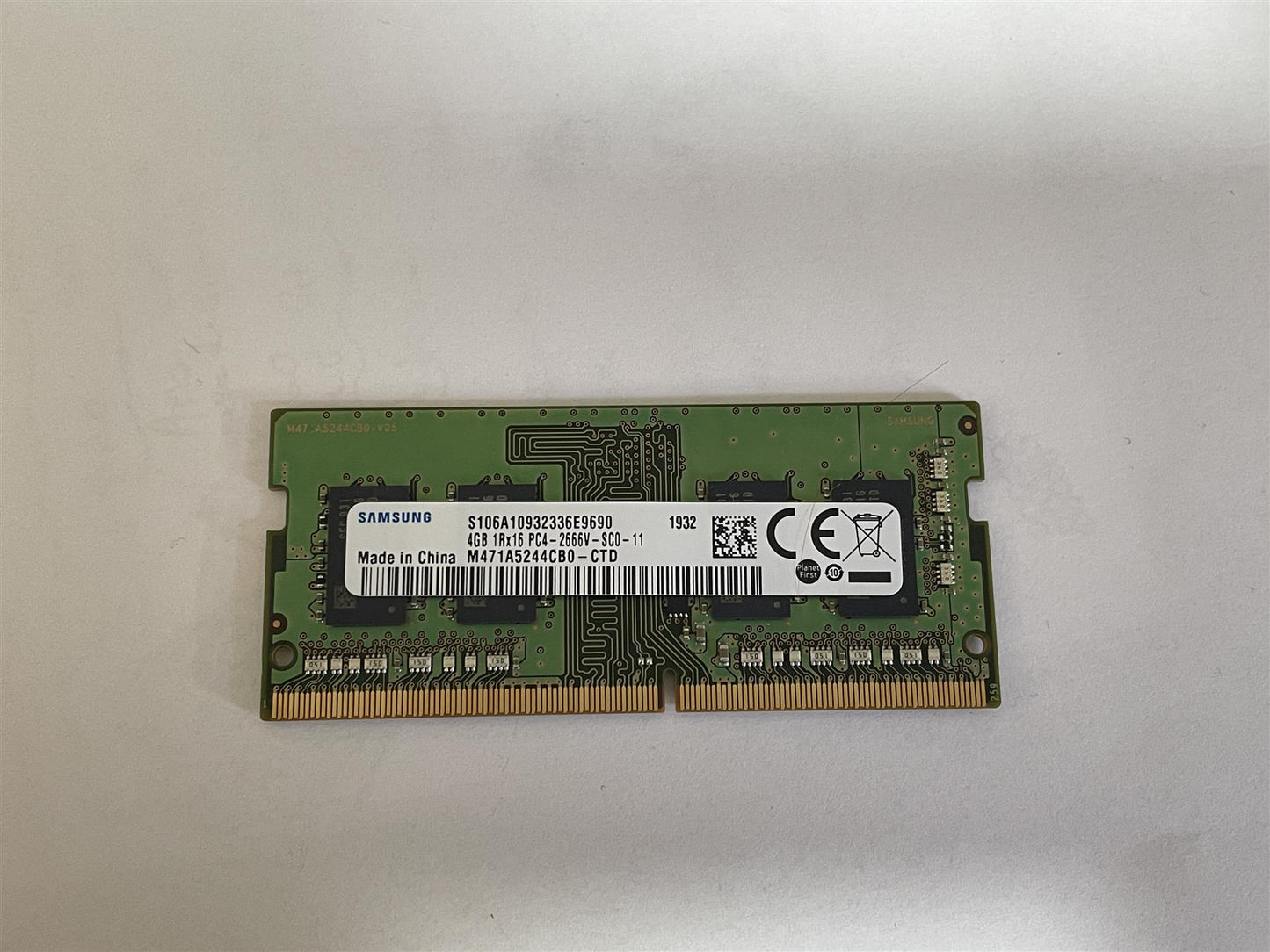 Samsung M471A5244CB0-CTD 4GB 1Rx16 PC4 - 2666V DDR4 Ram Memory Genuine NEW