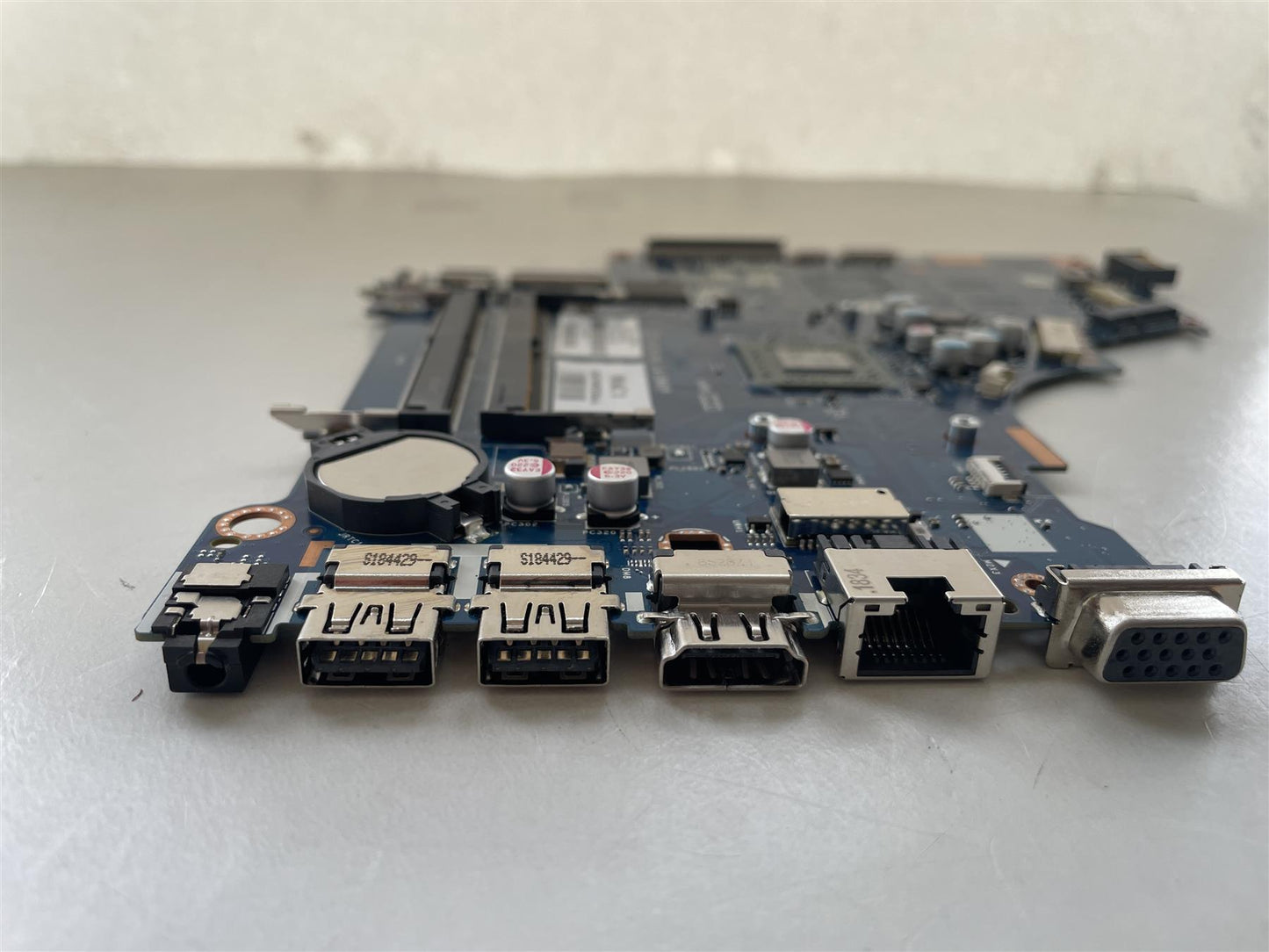 For HP L14327-001 Motherboard UMA A6-9225 - We are going to send you L41593 motherboard