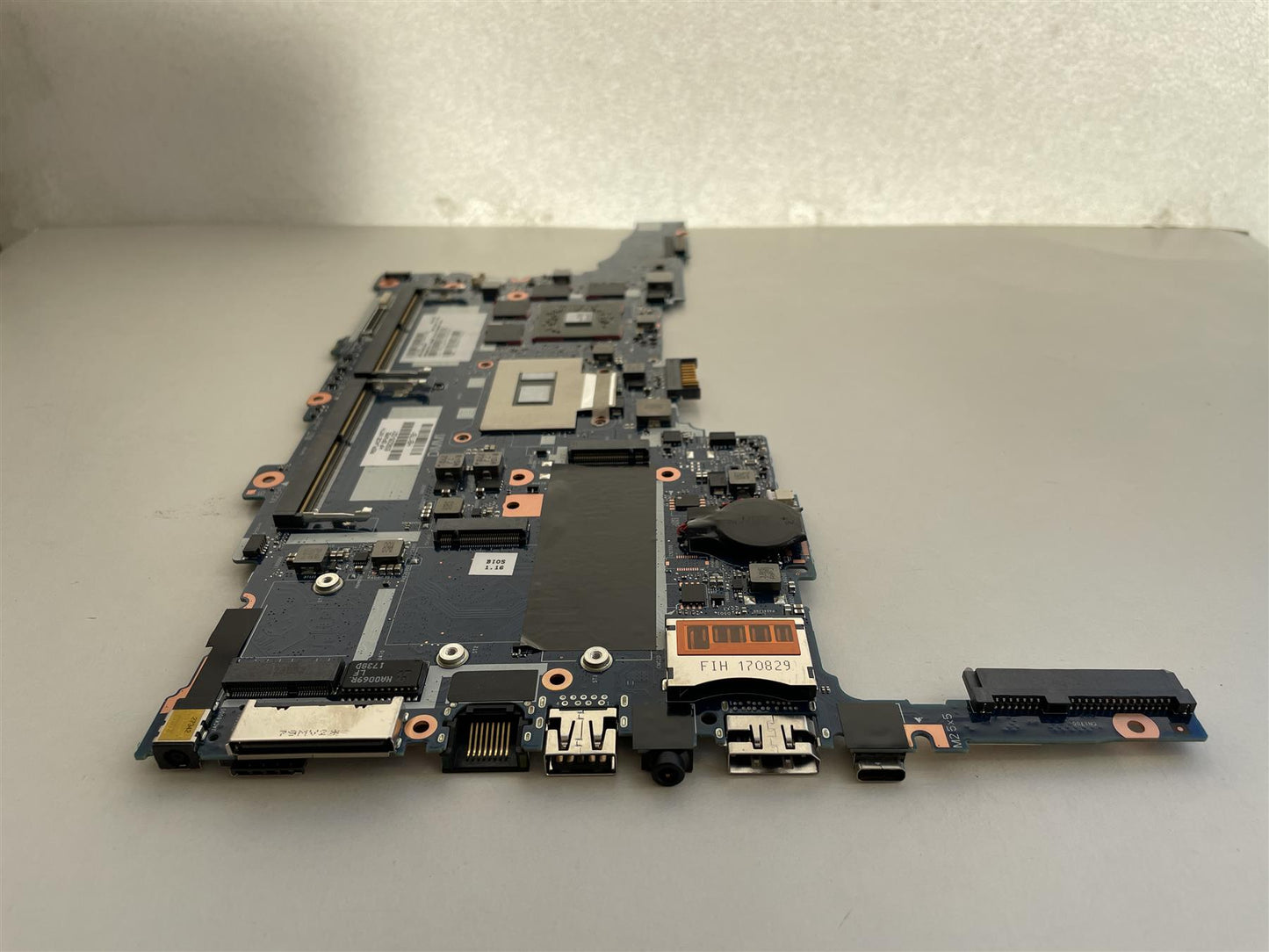 HP ZBook 15u G3 839235-001 918335-001 Motherboard System Board DSC i7-6500U 15u-G3 System Board Mother Board Main Board Main Board