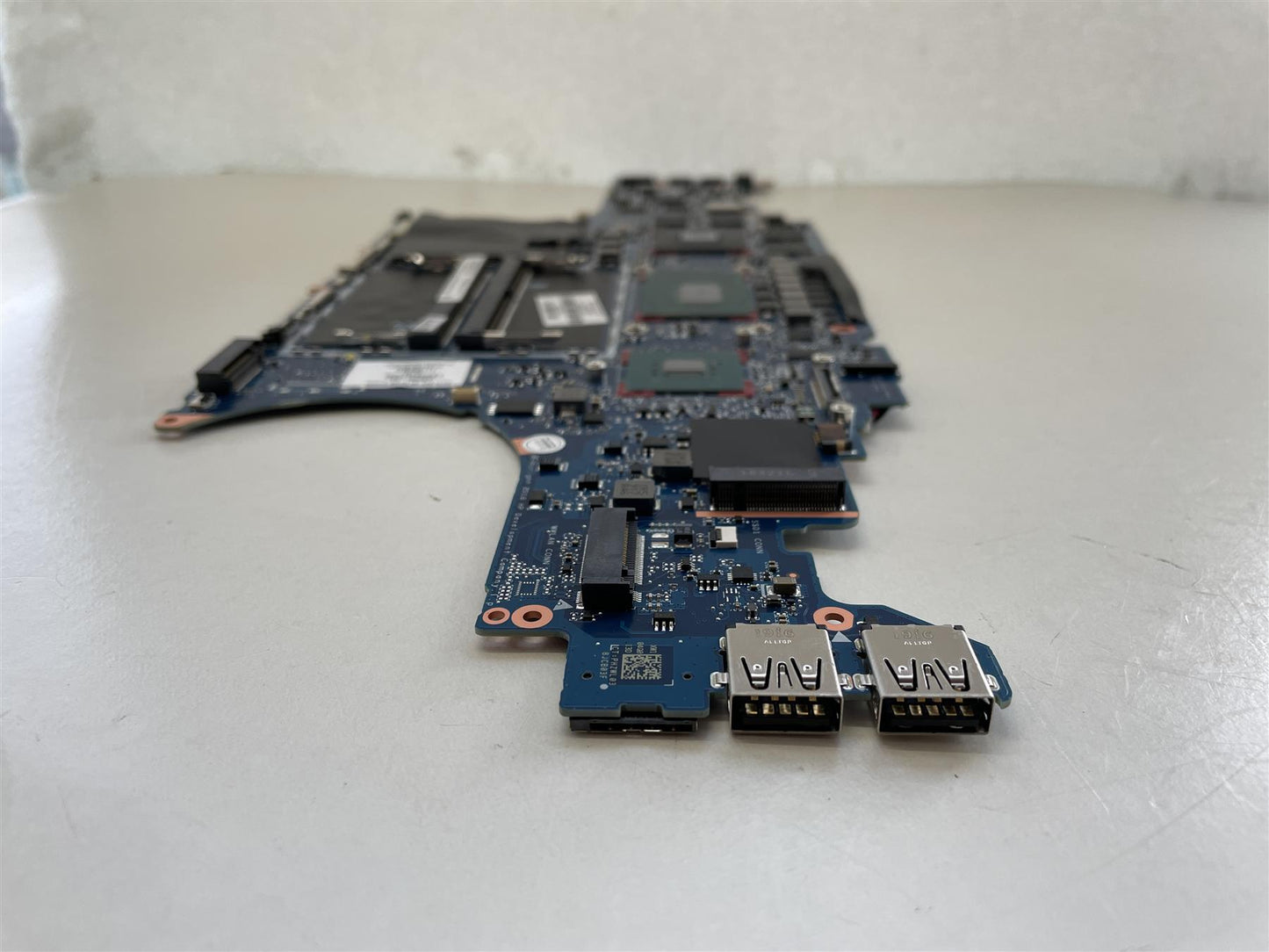 HP ZBook Studio G5 Mobile Workstation L49203-001 Motherboard DSC P2000 E-2186M