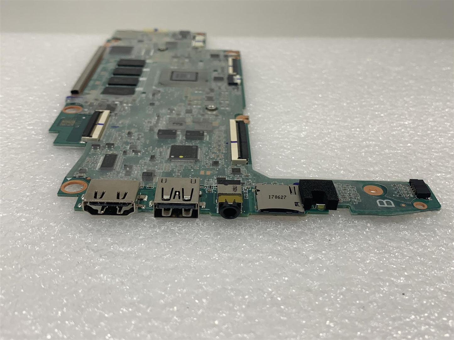 HP CHROMEBOOK 14 G3 787727-001 Nvidia CD570M 4GB 32GB eMMC Motherboard NEW