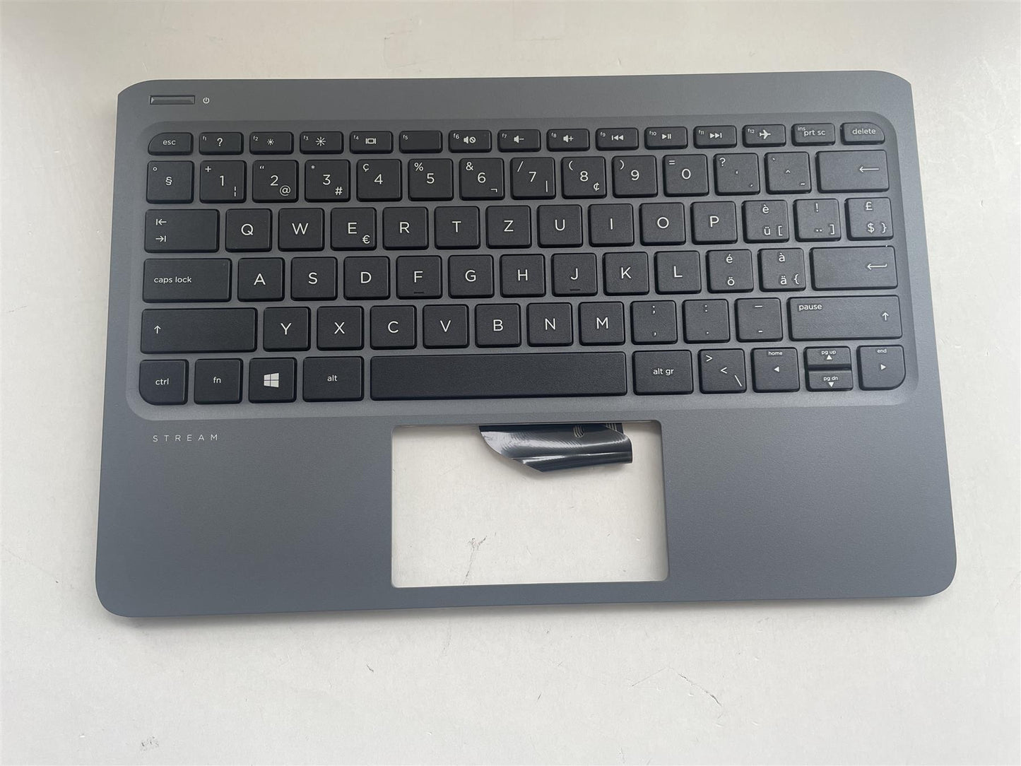 For HP Stream 11 Pro G4 EE L02776-BG1 Palmrest Top Cover Keyboard Swiss Schw NEW