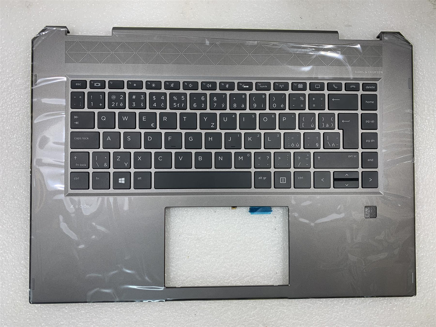 HP ZBook Studio x360 G5 L34210-FL1 Keyboard Czech Slovakia Slovak Palmrest NEW